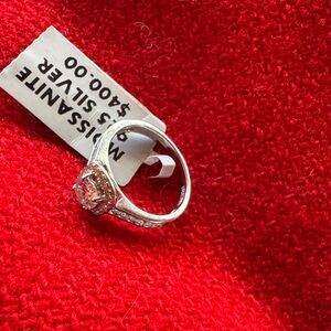 Elegant Silver Ring with Moissanite